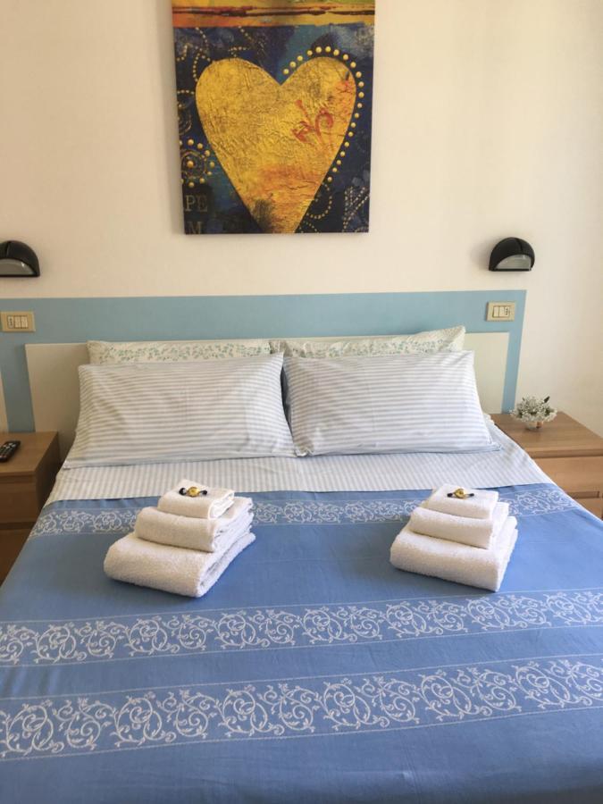 Hotel Villa Rinaldini Rimini Exteriör bild