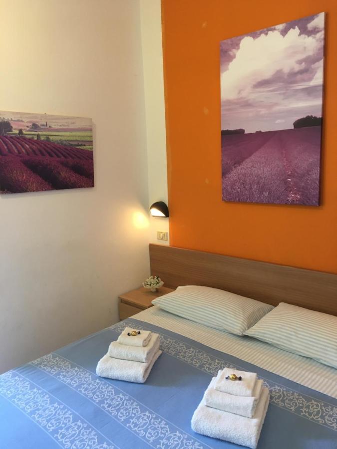 Hotel Villa Rinaldini Rimini Exteriör bild